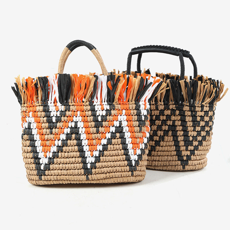 Damen Stilvolle, handgeknüpfte Strandtasche mit fransigem Design Karnz