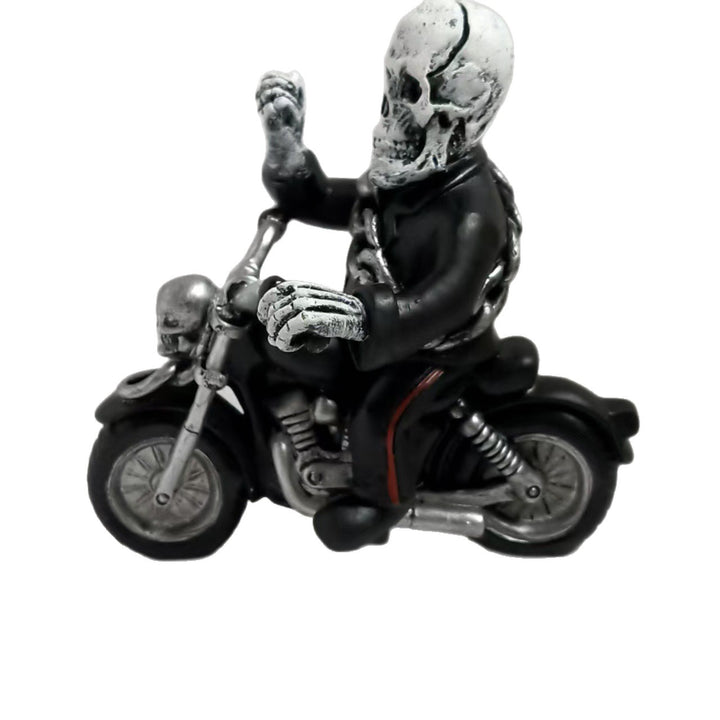 Gruselige Motorradfigur Karnz