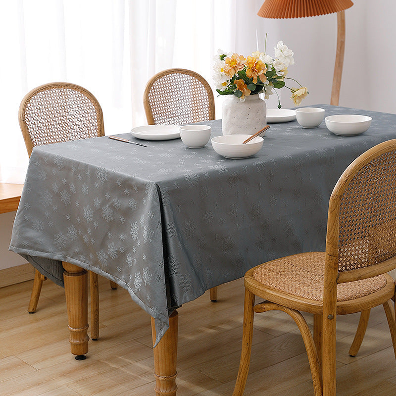 Rechteckige Premium-Tischwäsche aus Jacquard-Polyester mit subtiler Frost-Blütenprägung Karnz