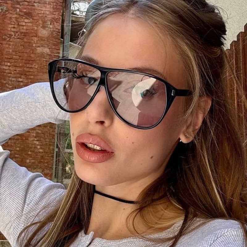 Damen moderne Cat-Eye Sonnenbrille mit schützendem UV-Filter und stilvollem Rahmen Karnz