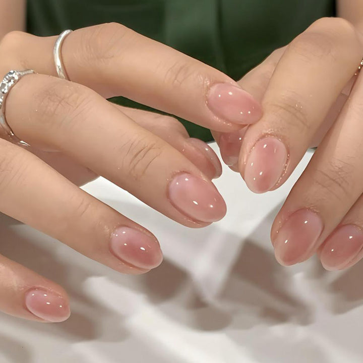 Hochwertiges Kunstnagelset mit elegantem Natürlichem Finish Karnz