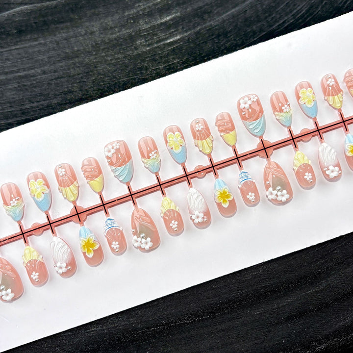 Dekorativer floraler Press-On-Nagelset 1790746066