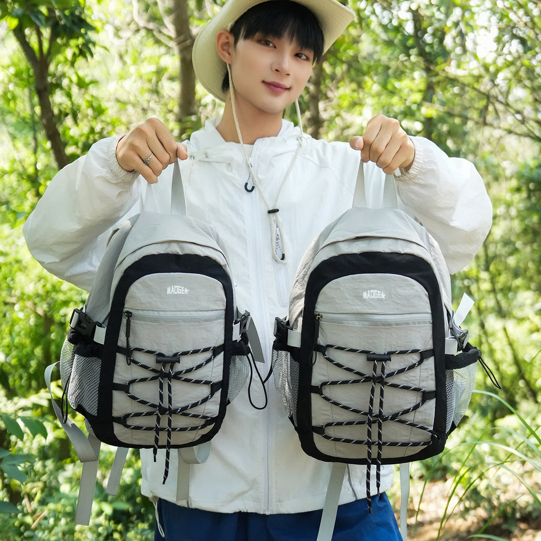 Vielseitiger abenteuerbereiter Rucksack Karnz