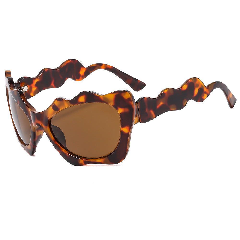 Damen Sonnenbrille im kreativen Wellen-Design Karnz