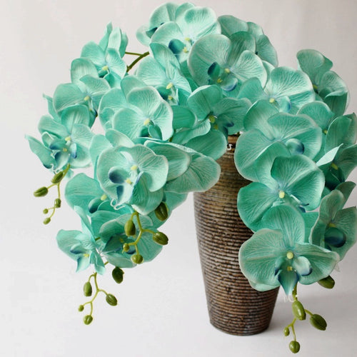 Realistische Orchideen-Blumenarrangement