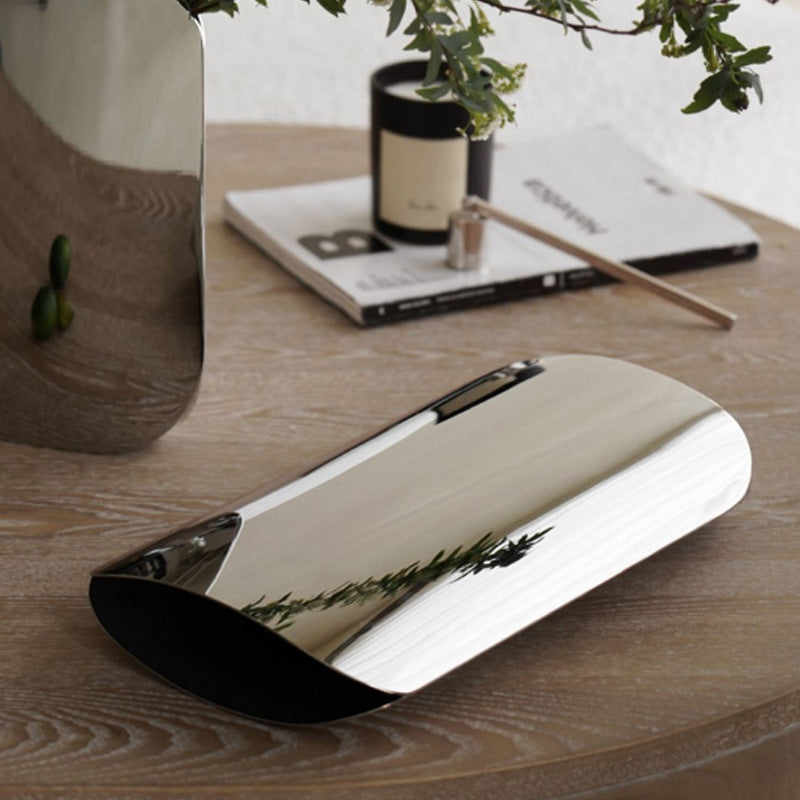 Modern minimalist Wandvase