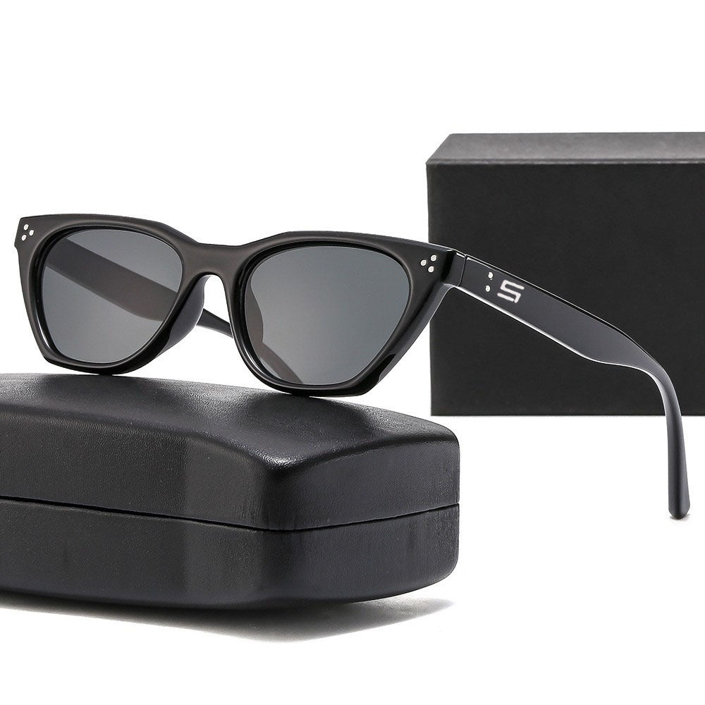 Damen Retro-inspirierte Sonnenbrille mit markantem Rahmen Karnz