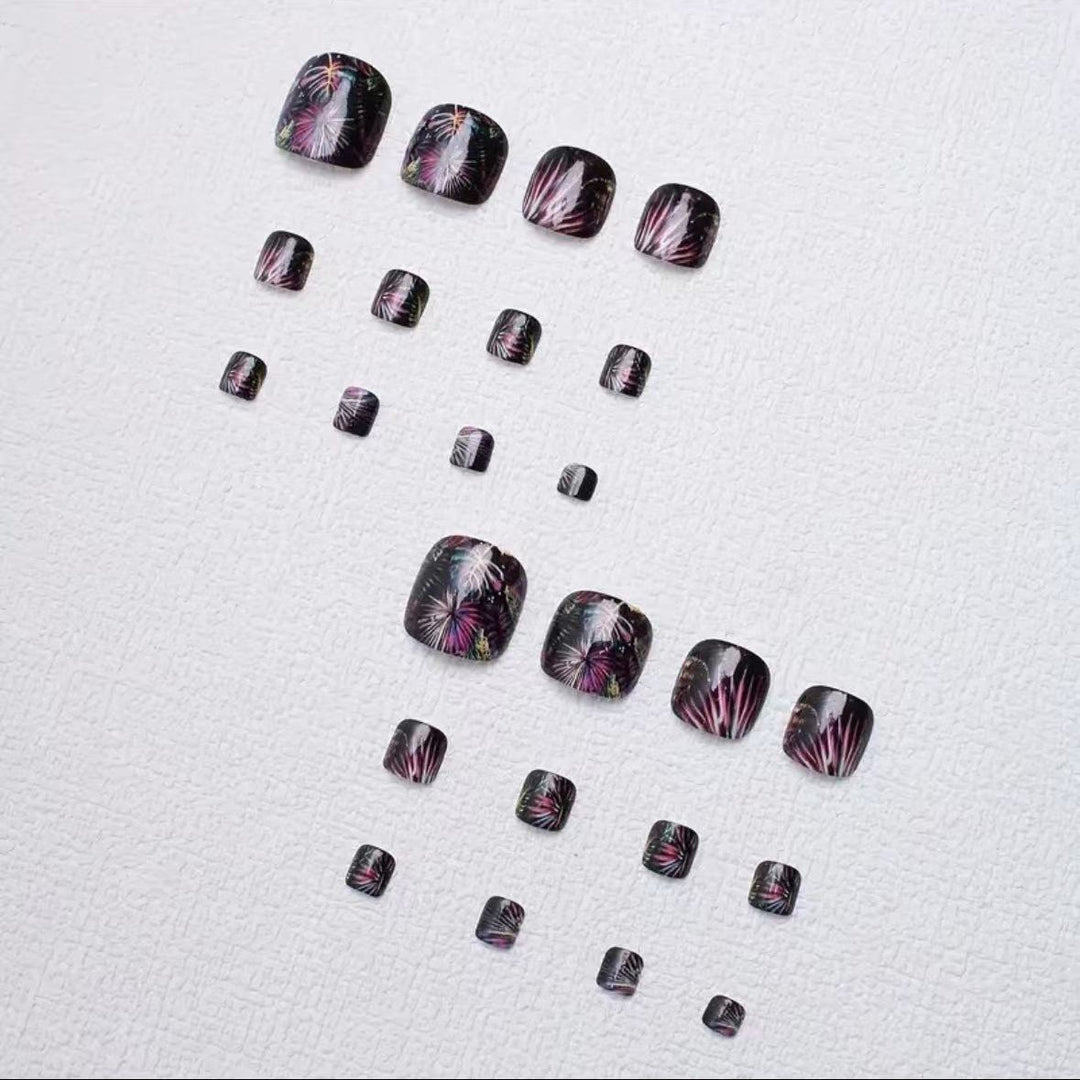 Fußnagelkunstset mit kreativen floralem Design Karnz