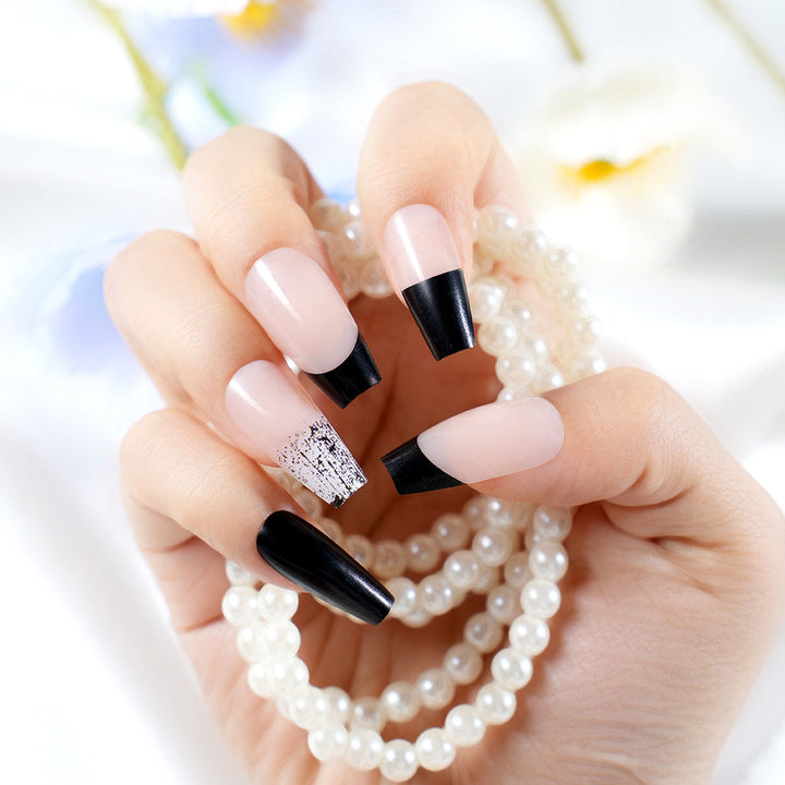 Stylisches langes Kissen-Press-On-Nagelset Karnz
