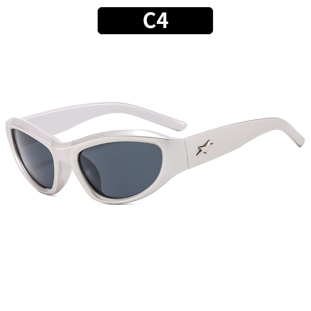 Schlanke retro-inspirierte Katzenaugen-Sonnenbrille