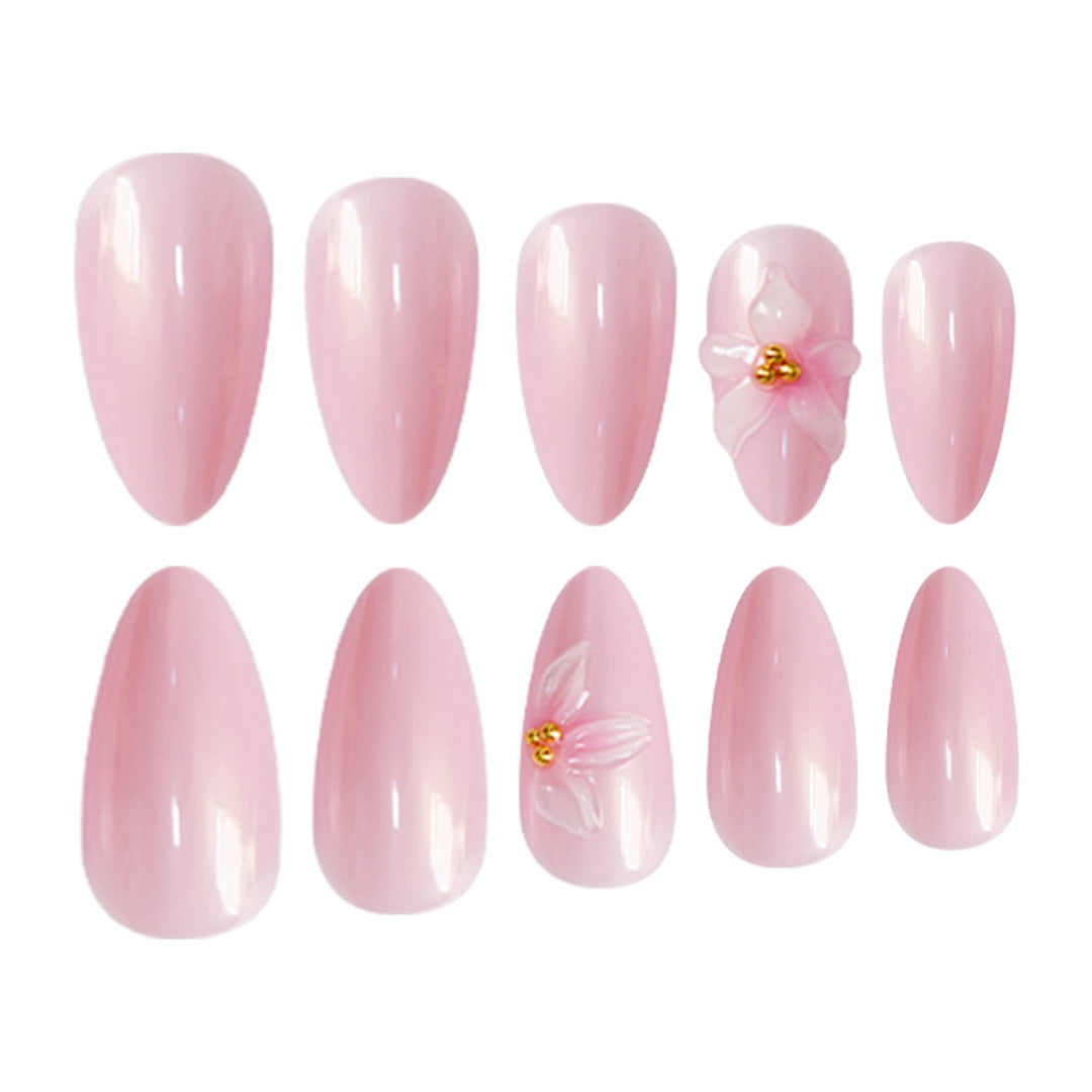 Elegante Blumen-Nagelkunst Karnz