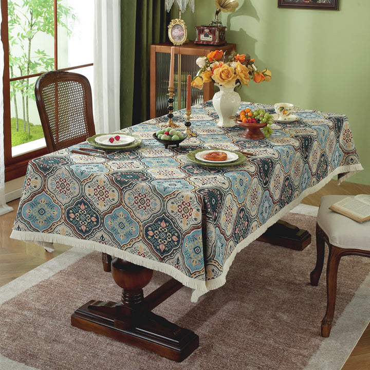 Elegante gemusterte Tischdecke
