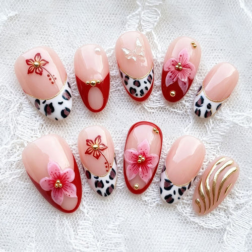 Dekoratives Floral-Nagelkunst-Set