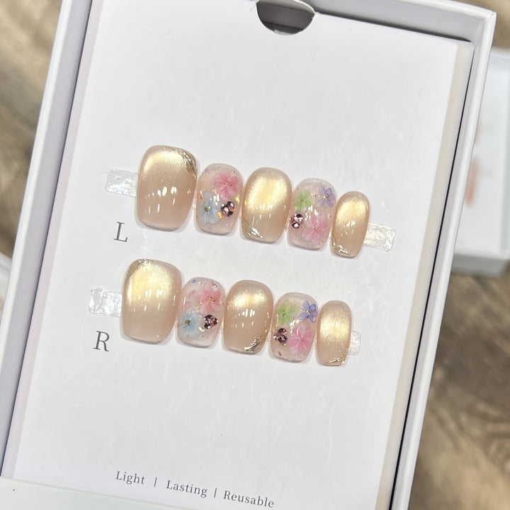 Künstlerisches Blumen-Design Press-On Nail Set Karnz