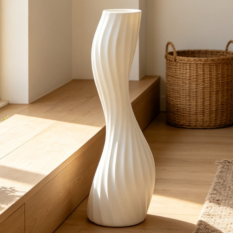 Elegante verdrehte dekorative Bodenvase Karnz
