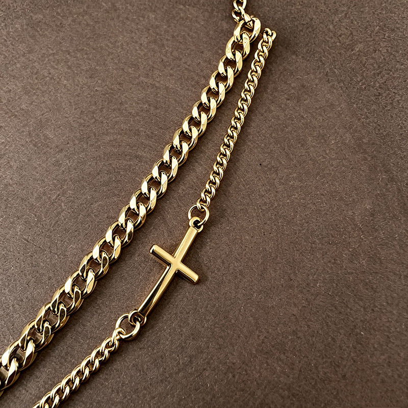 Goldene Kettenarmband Karnz