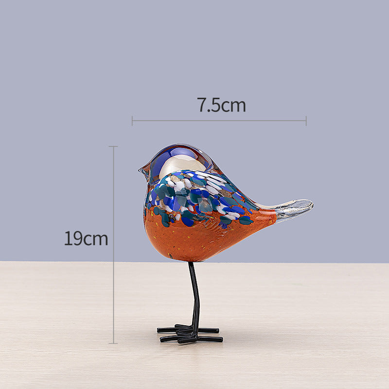 Handgefertigte dekorative Glasskulptur eines Vogels auf Metallbeinen Karnz