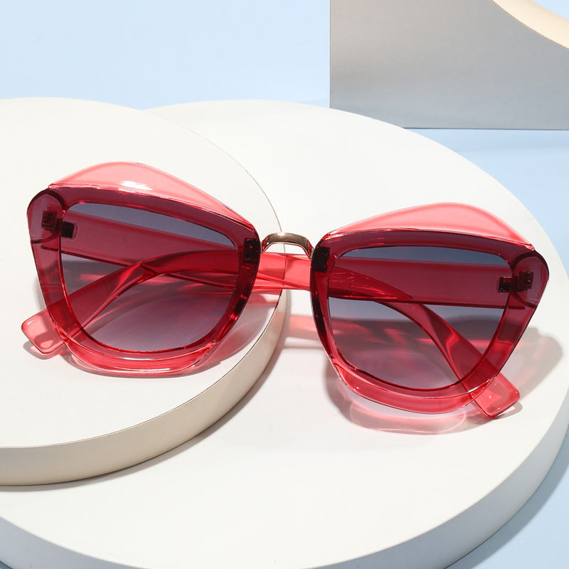 Damen auffällige Designer-Sonnenbrille mit extravagantem Rahmen Karnz