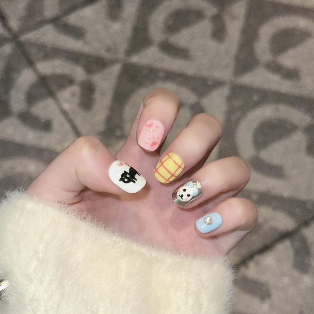 Niedliches Tierdesign Nagelkunst Set Karnz
