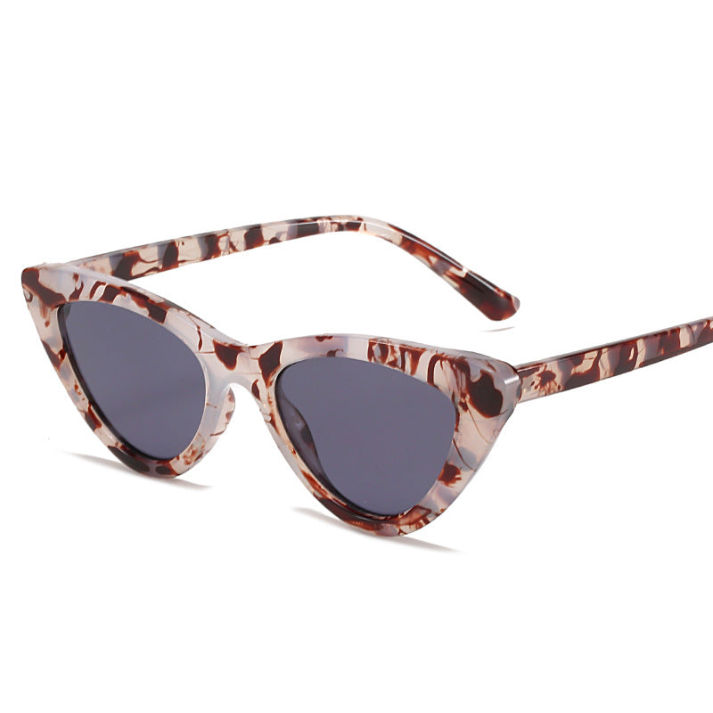 Damen Cat-Eye Sonnenbrille mit futuristischem Design und robustem Rahmen Karnz