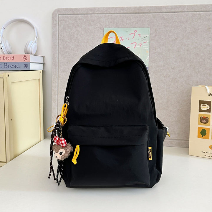 Lässiger Rucksack für den Alltag mit mehreren Taschen