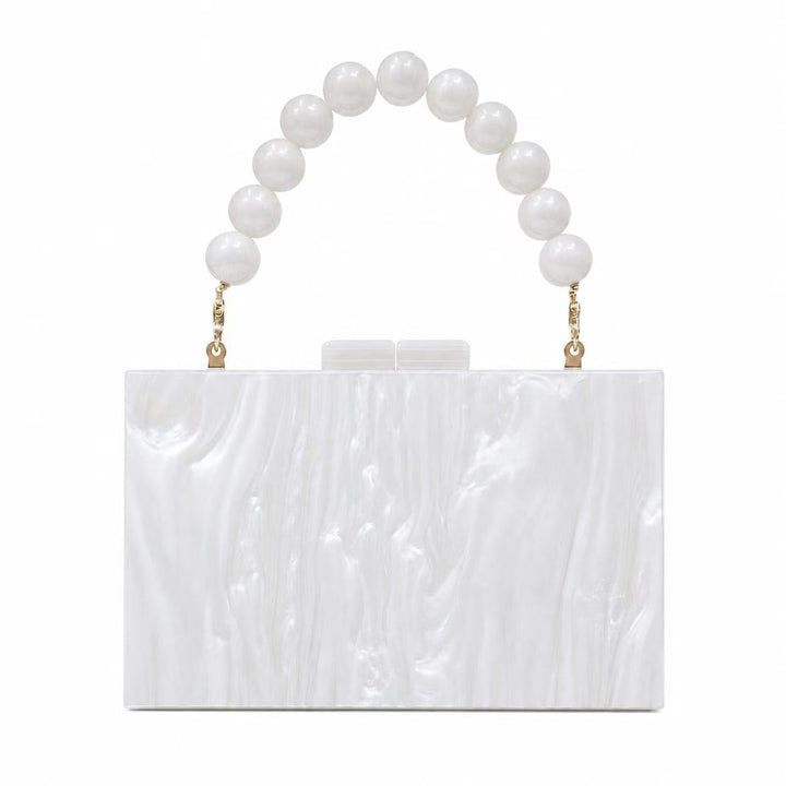 Elegante akribisch strukturierte Handtasche