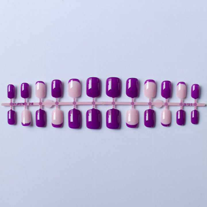 Stylisches French Tip Nail Art Set