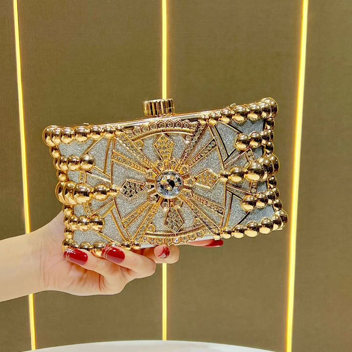 Glänzende dekorative Abend-Clutch