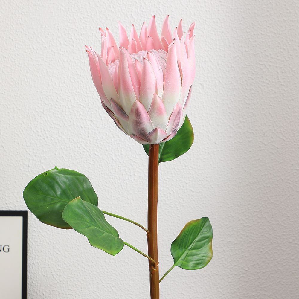 Lebensnahe dekorative Lotusblumenstängel