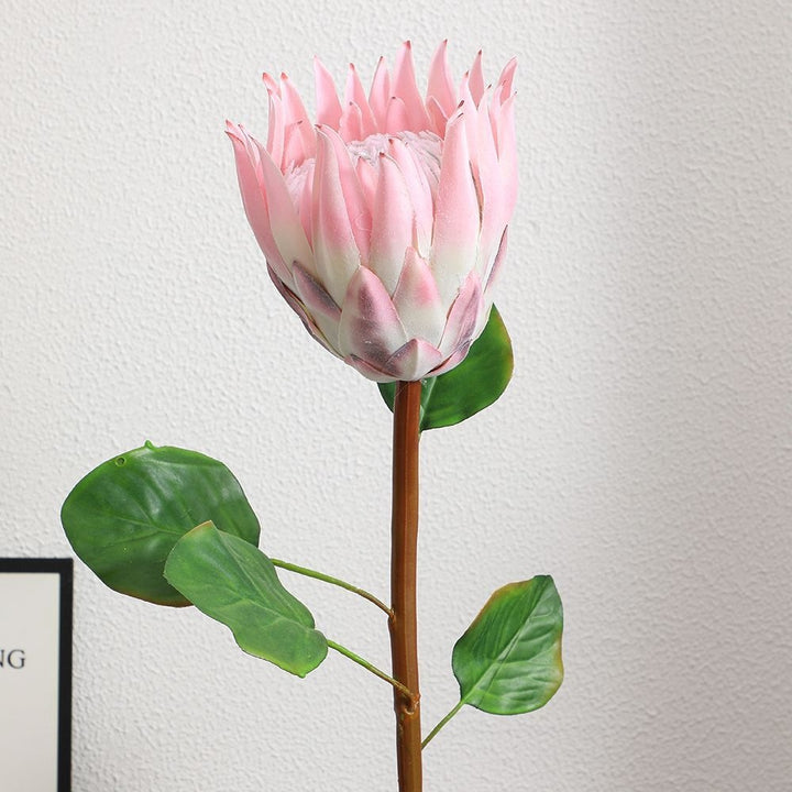 Lebensnahe dekorative Lotusblumenstängel