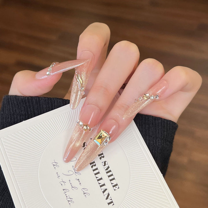Glamouröse Stiletto Press-On Nagelverlängerungen Karnz