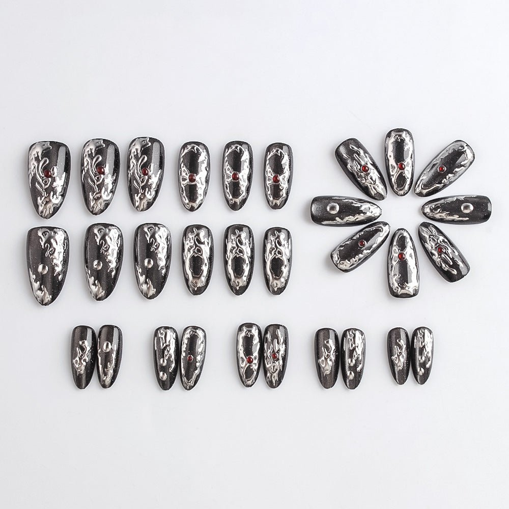 Künstlerisch Skulptierte Nagelkunst Karnz