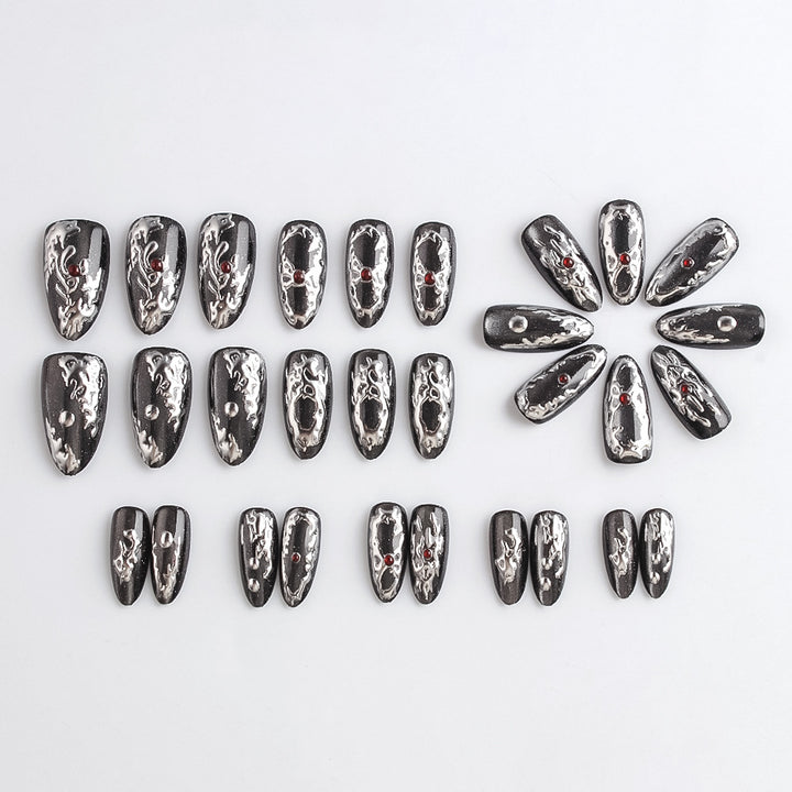 Künstlerisch Skulptierte Nagelkunst Karnz