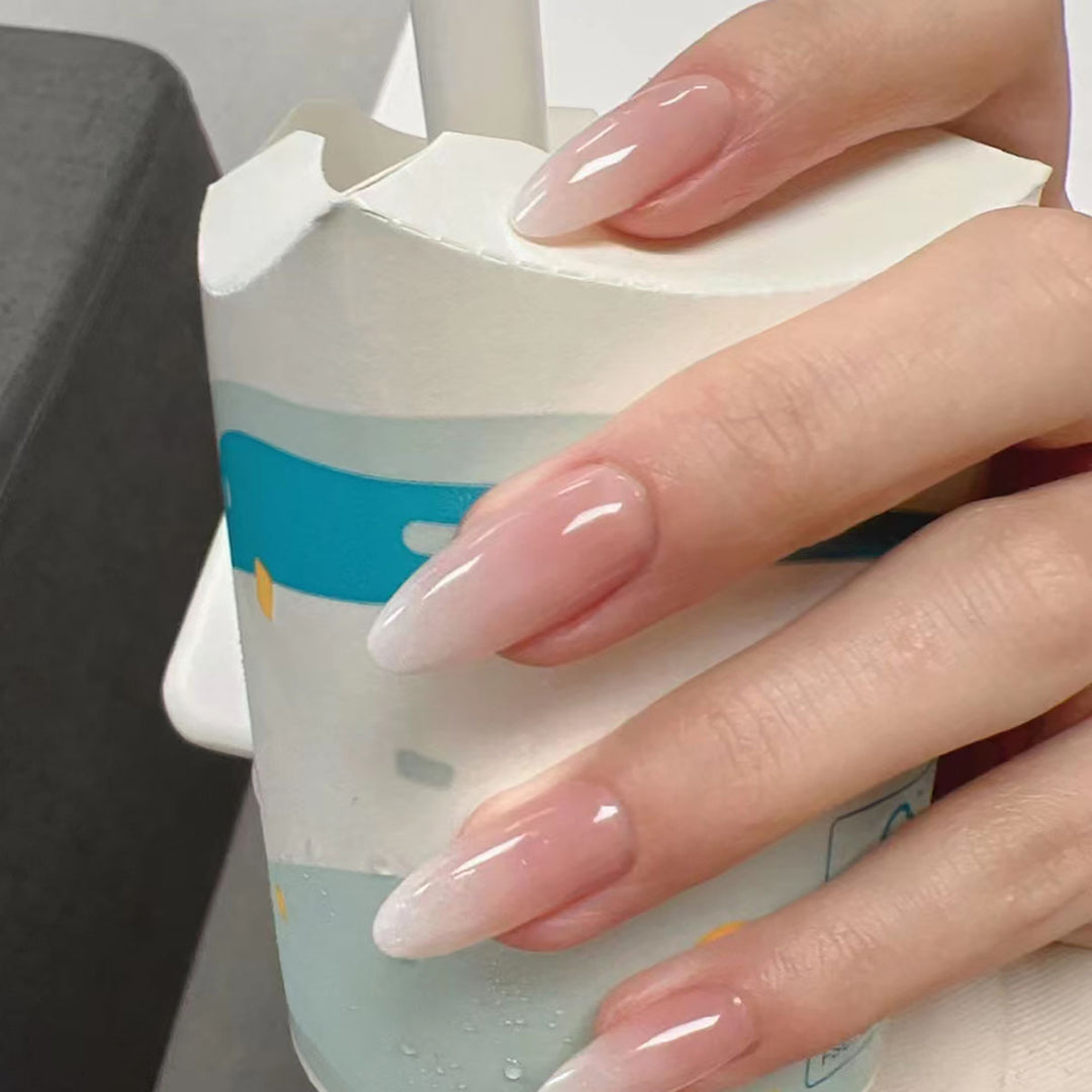 Glänzendes French Tip Press-On Nails Set