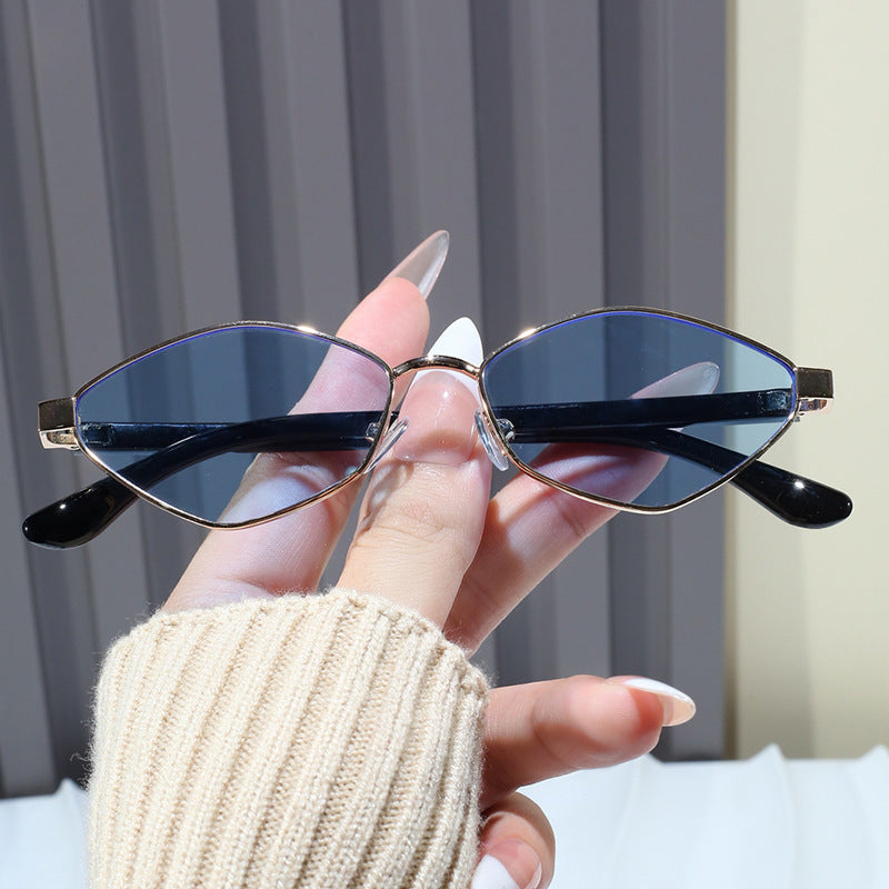 Damen Designerkorrekturbrille Karnz
