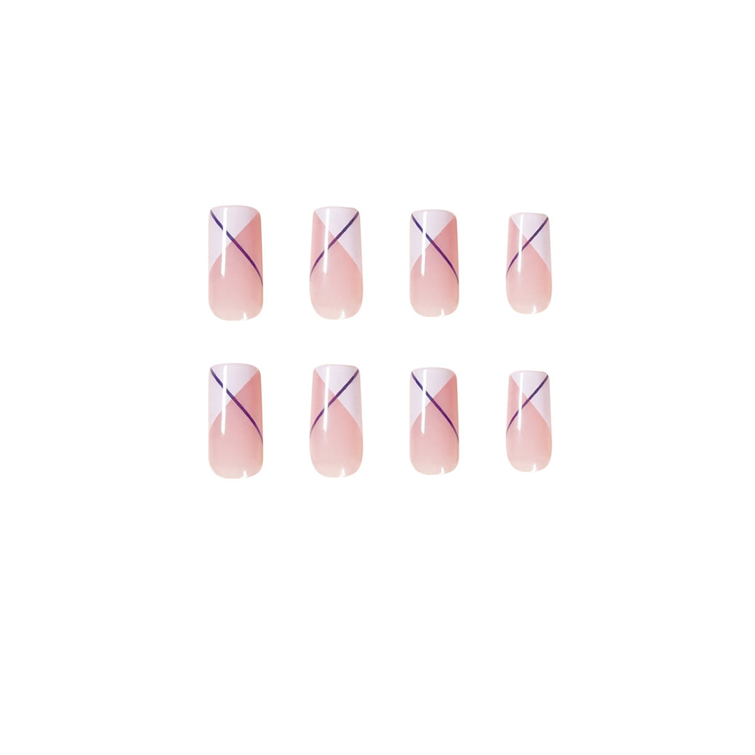 Elegante und Modische Nagelkunst Karnz