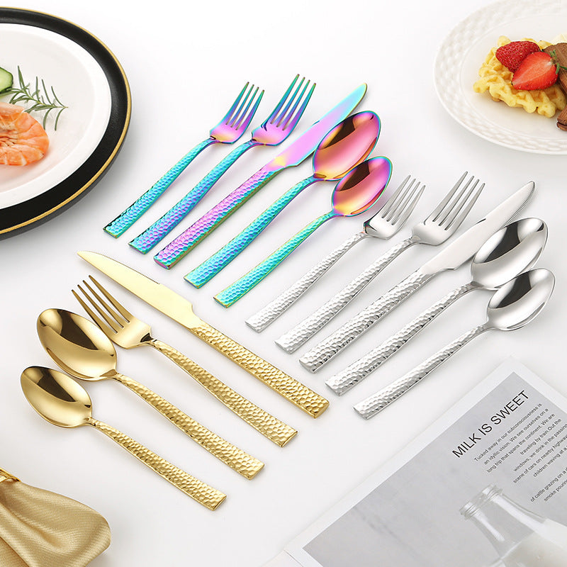 Eleganter Löffel mit Einzigartigem Oberflächendesign Karnz