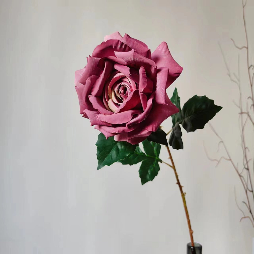 Realistische Lebensgroße Künstliche Rosenstängel