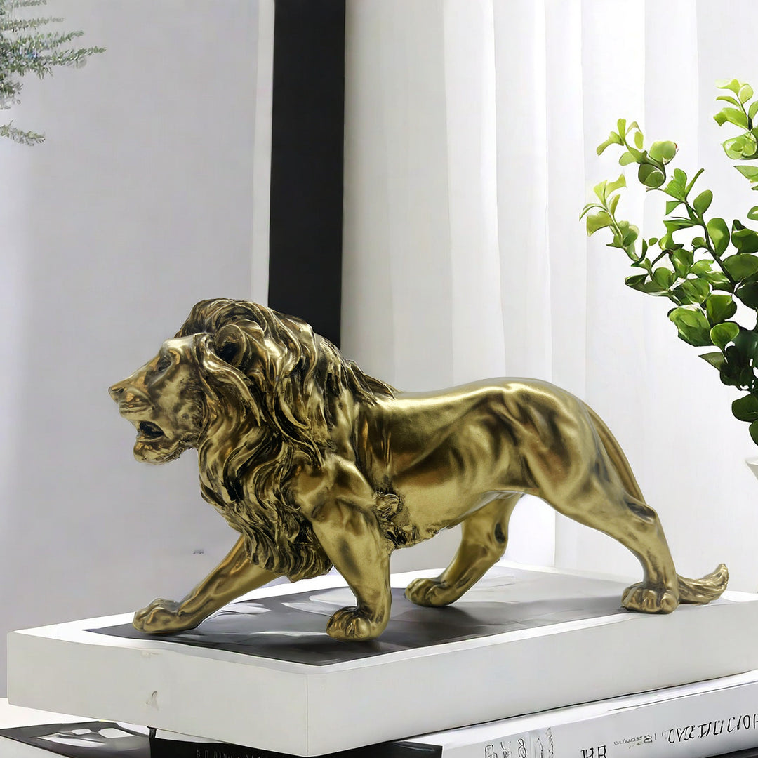 Dekorative Löwenfigur im modernen Stil Karnz