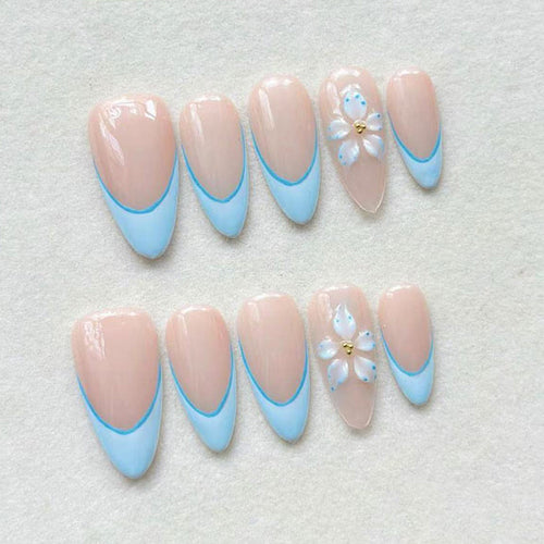 Künstlerische French-Tip Press-On Nägel Karnz