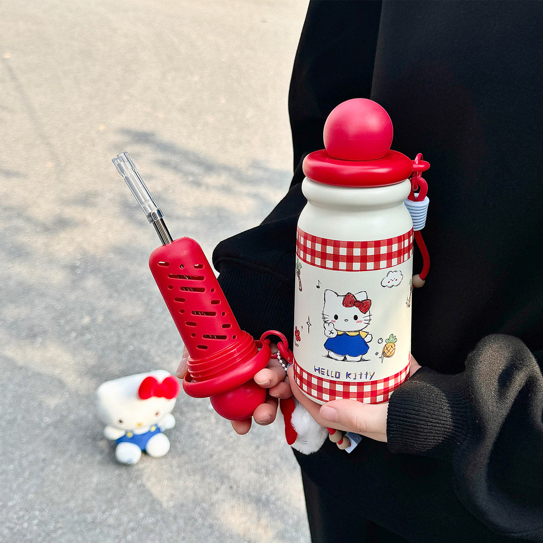 Damen Kreative Trinkflasche mit niedlichem Anhänger Karnz