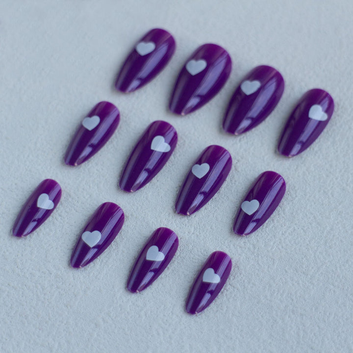 Künstlerisches Herz-Akzent Stiletto Nagelkunst Set