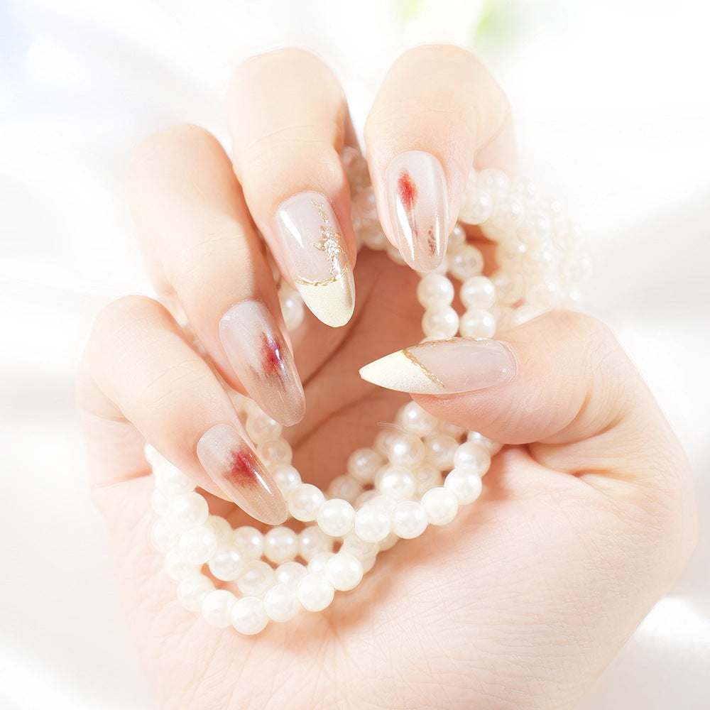 Elegante Acryl-Stiletto-Nagelspitzen Karnz
