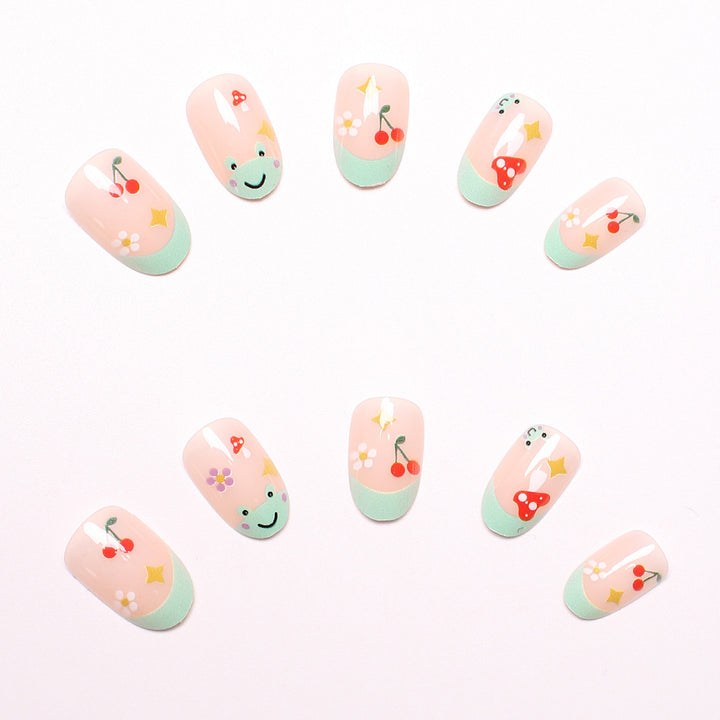 Kunstnagelset mit fröhlichen 3D-Motiven und blühenden Akzenten Karnz