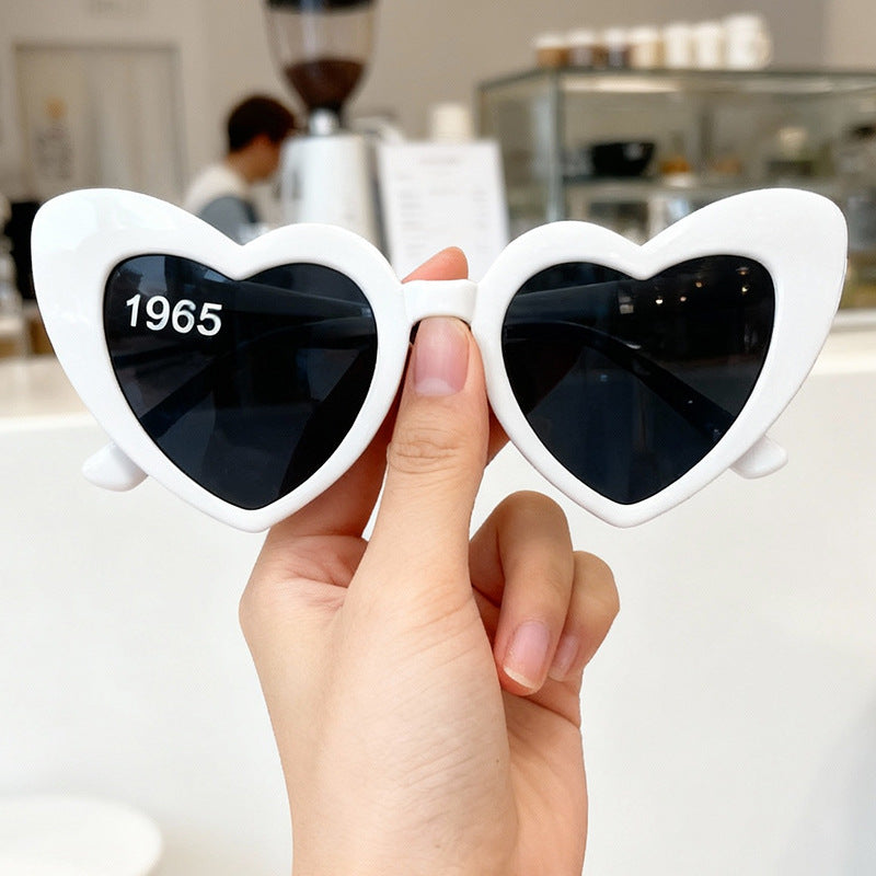 Stylische Herzrahmen-Sonnenbrille Karnz