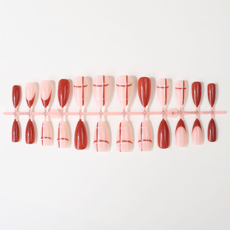 Elegante Glänzende Nagelspitzen Set Karnz