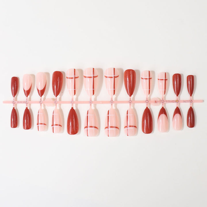 Elegante Glänzende Nagelspitzen Set Karnz