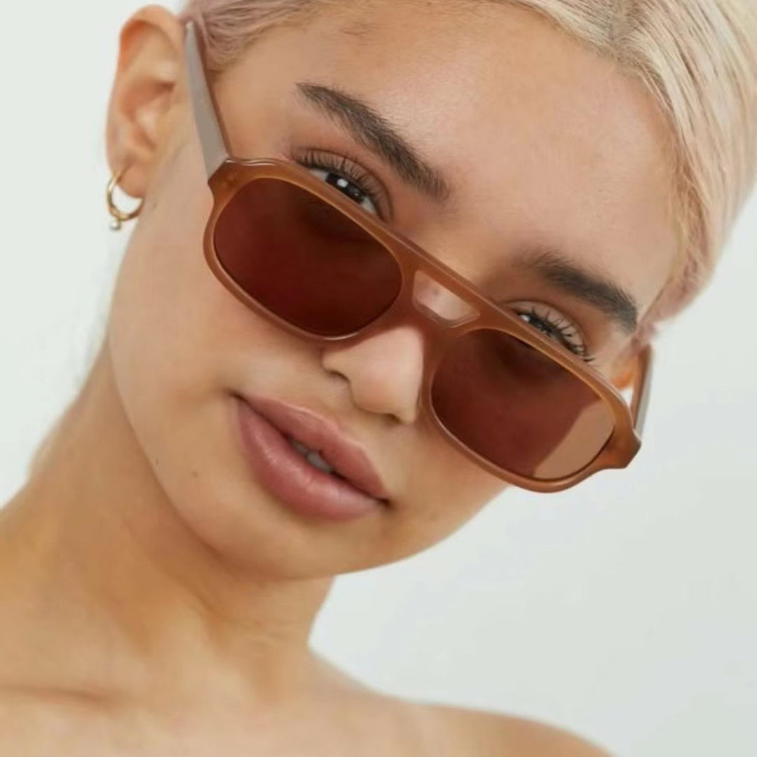 Damen modische quadratische Sonnenbrille aus transparentem Kunststoff Karnz