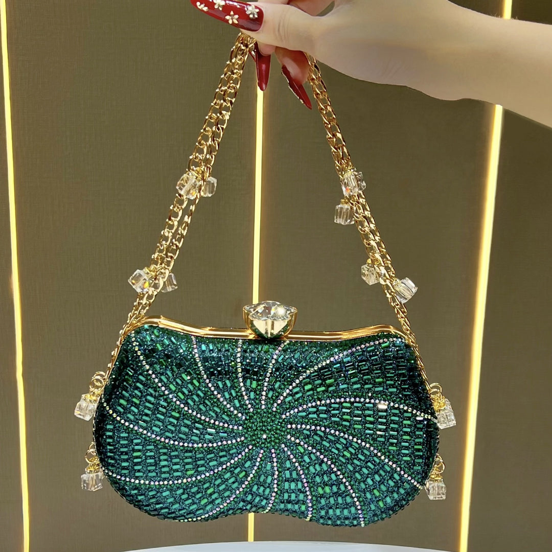 Glitzernde kristall-besetzte Abendhandtasche