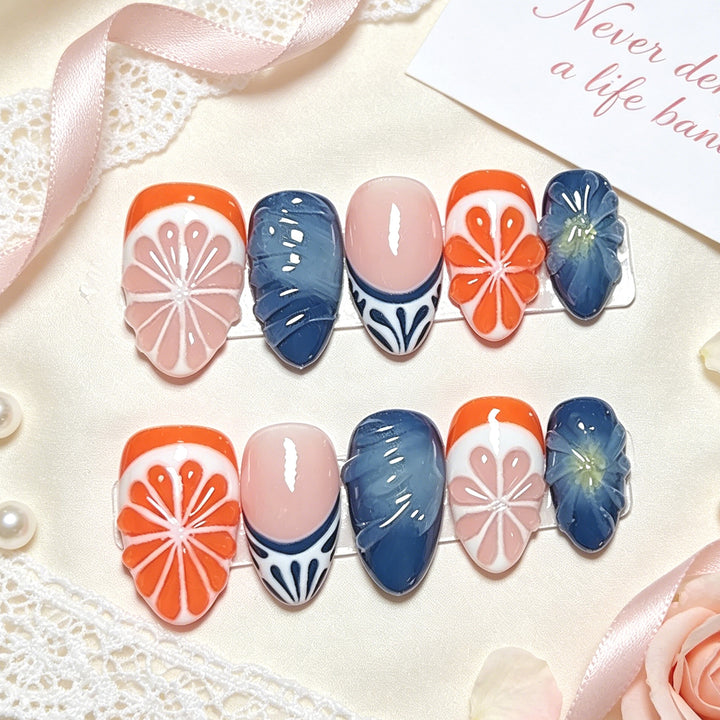 Kreatives Floral Press-On-Nagelset